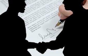 Vertragsunterzeichnung