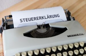 1 Prozent Regelung oder besser ein Fahrtenbuch führen? 1 Prozent Regelung oder Fahrtenbuch?