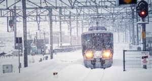Wintereinbruch behindert Bahnverkehr