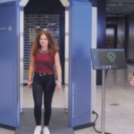 Walk-Through-Scanner