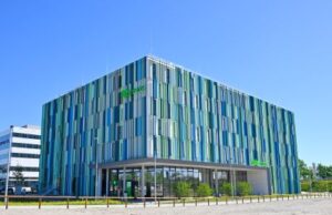 Neues Hotel am Flughafen München eröffnet