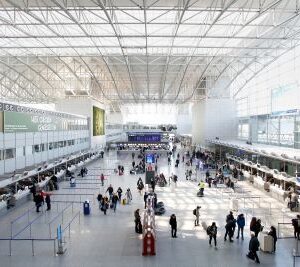 Terminal 2_Halle