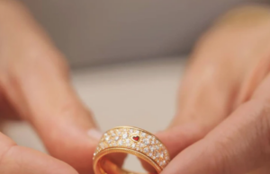 Exklusiver Schmuck als Unternehmensgeschenk – das gilt es zu beachten