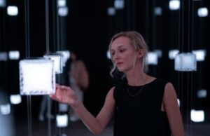 Signal Space: Immersive Event-Location in Prag